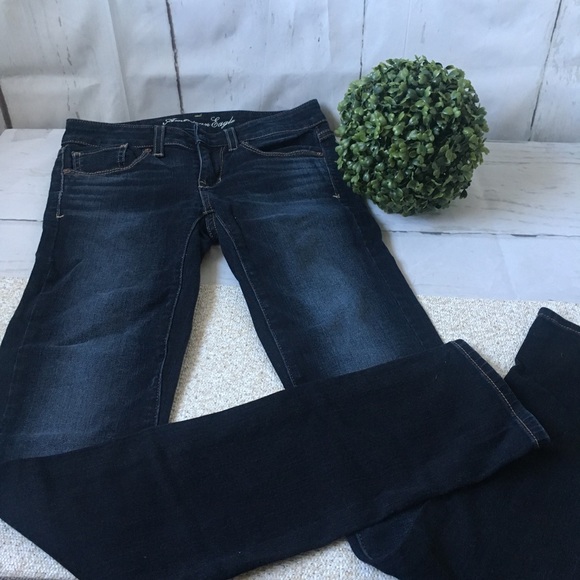 American Eagle Stretch Dark Wash Skinny Jeans Size 2 - Picture 1 of 8